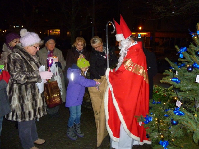 frauenbund bei christbaummeile